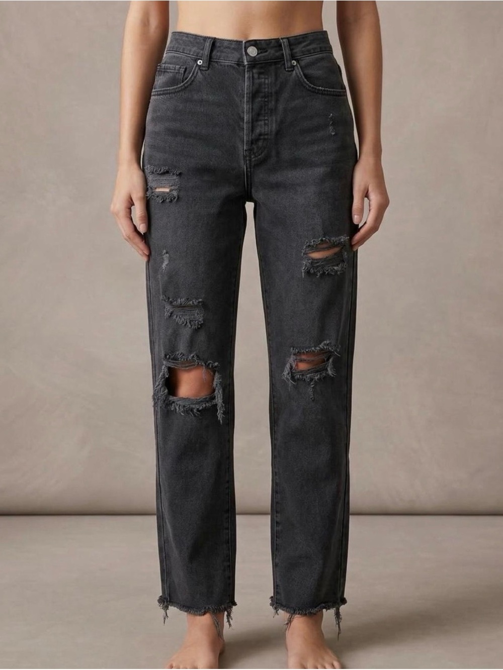 Pacsun High Rise Straight Leg Distressed Black Jeans Woman’s size 28 NEW